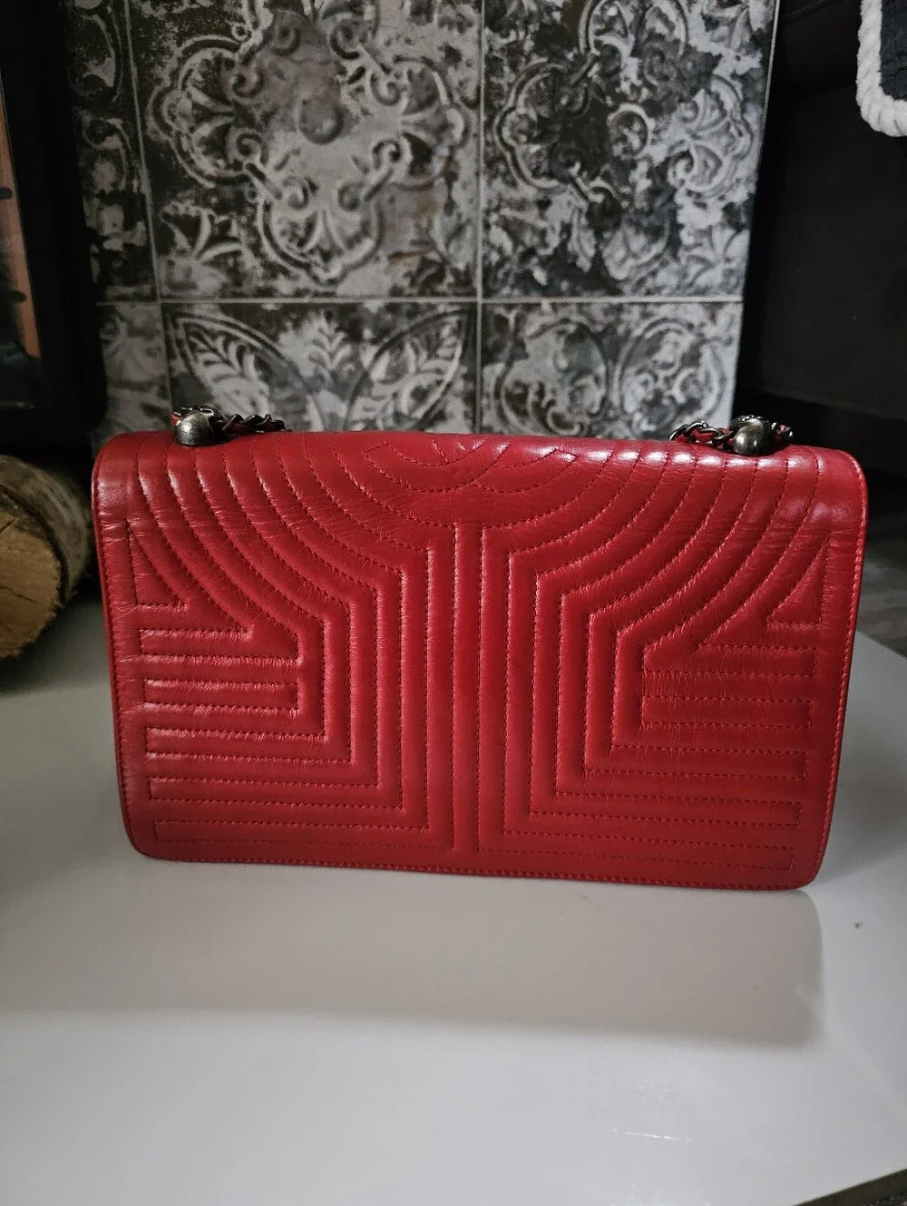 CHANEL Korean Garden Red Chevron Calfskin Leather Shoulder Bag with Chain Strap